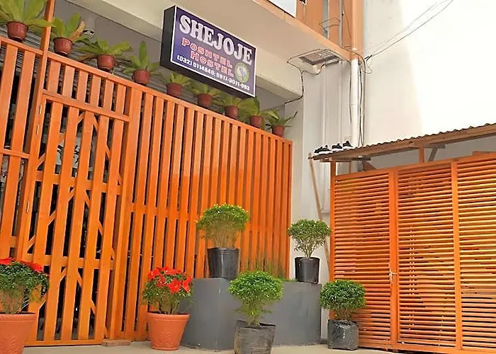 Auberge de jeunesse Shejoje Poshtel *