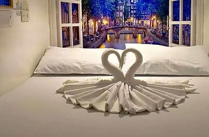 Shejoje Poshtel *
