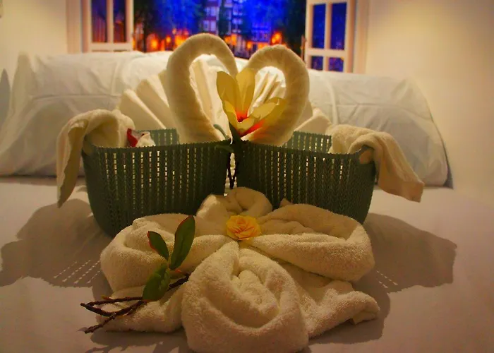 Shejoje Poshtel